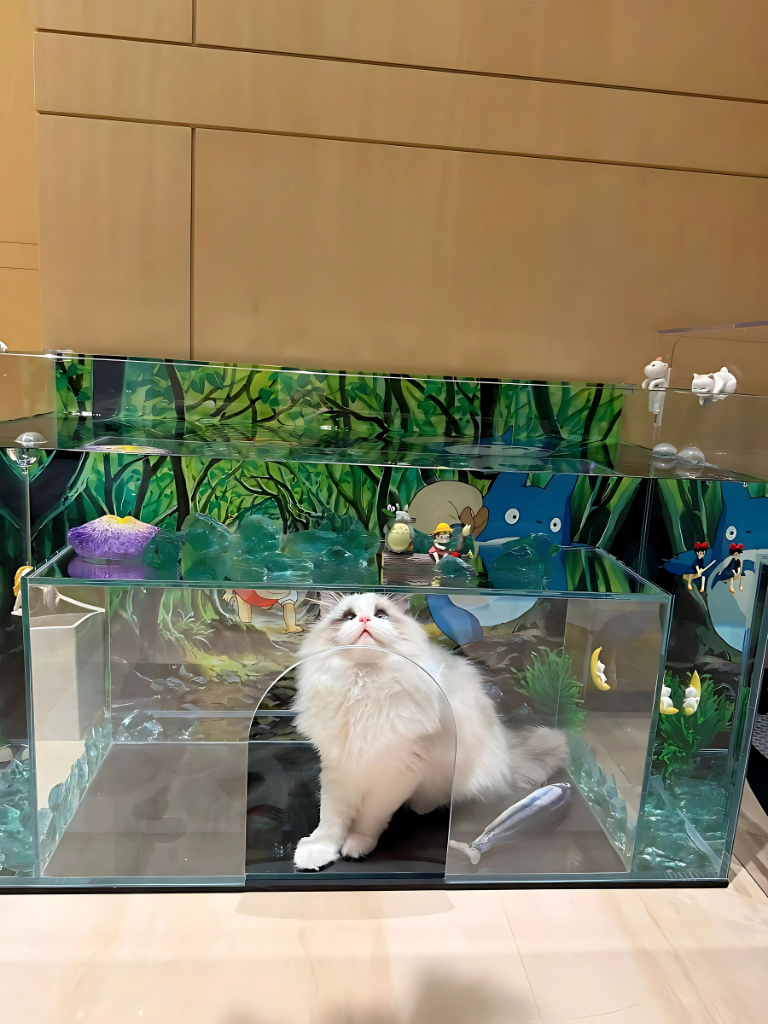 Front Entrance Cat Aquarium Product Image 1